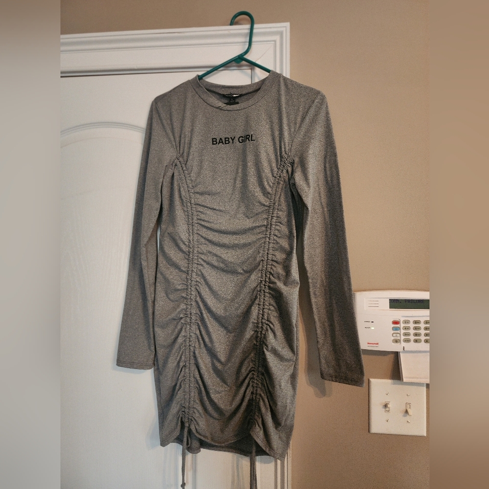 Fashion Nova gray baby girl large ladies dress
